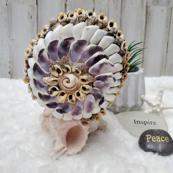 Vintage 1950 Handmade Seashell Napkin Holder - Picture 2 of 8